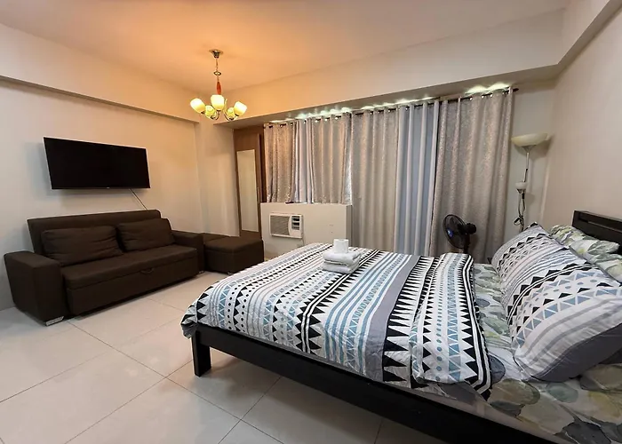 Del's Condotel Across Naia Terminal 3 *