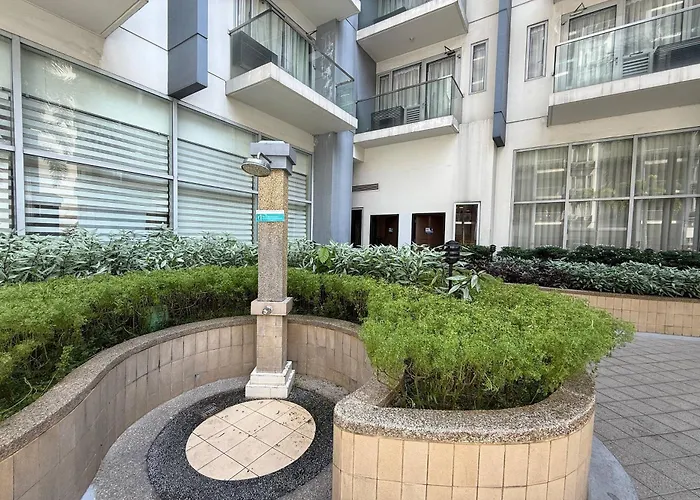 Del's Condotel Across Naia Terminal 3 Apartment Manila